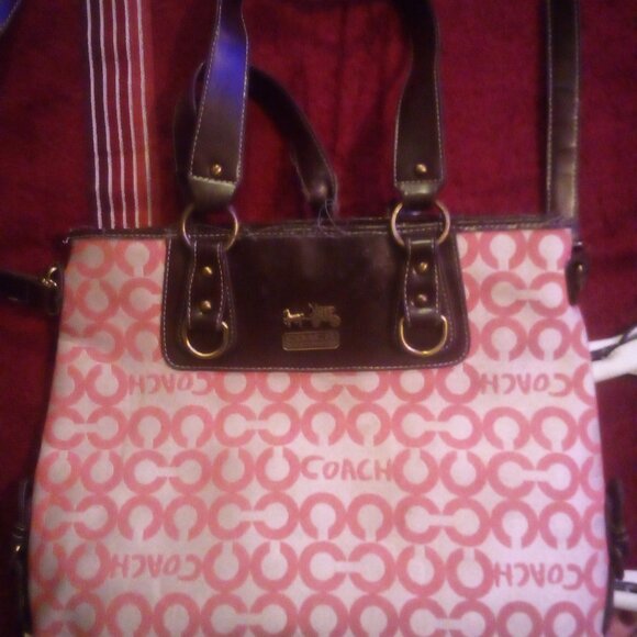 Coach purses - Picture 2 of 3